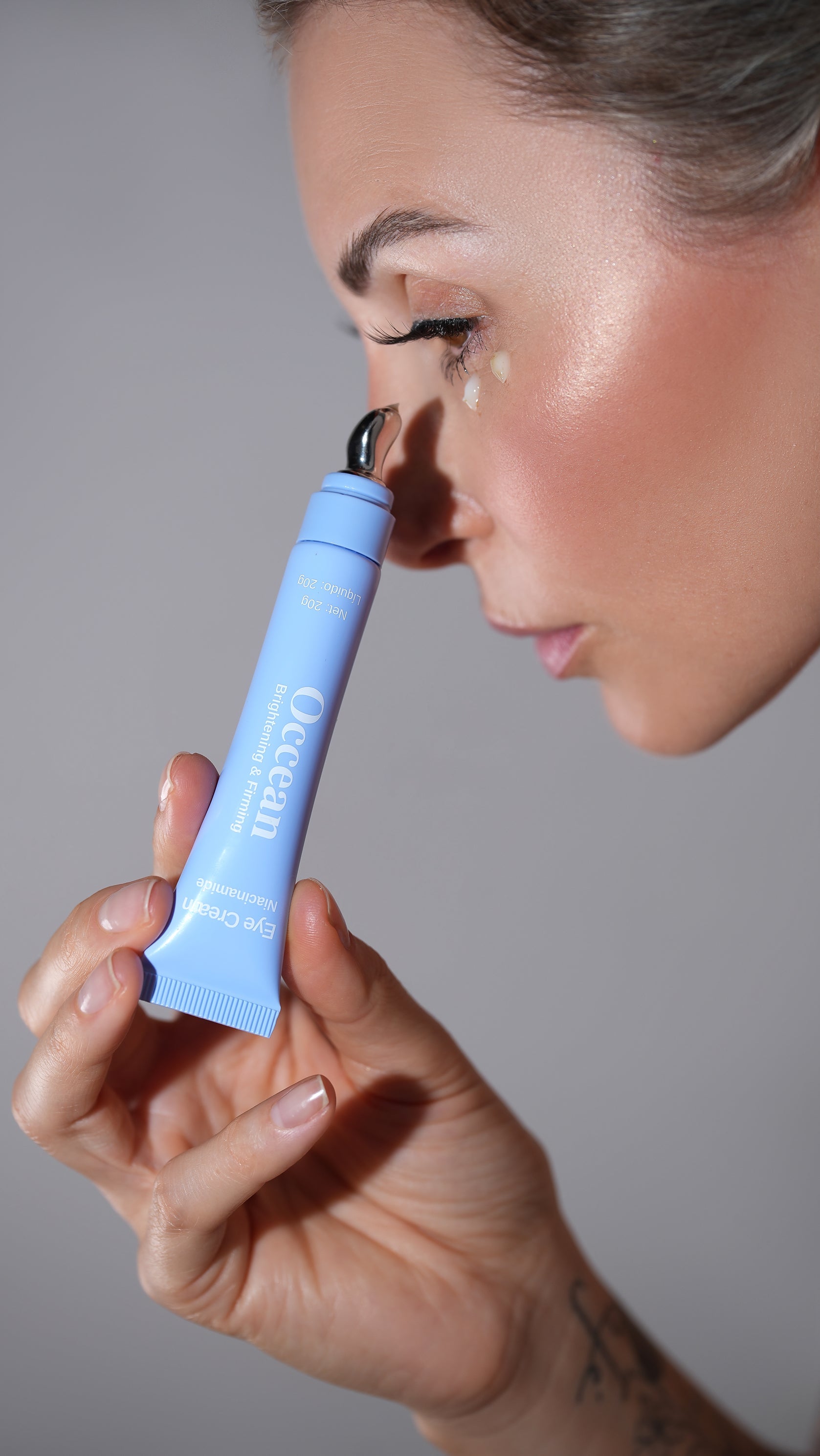 Creme para Olhos Iluminador e Firmador com Niacinamida