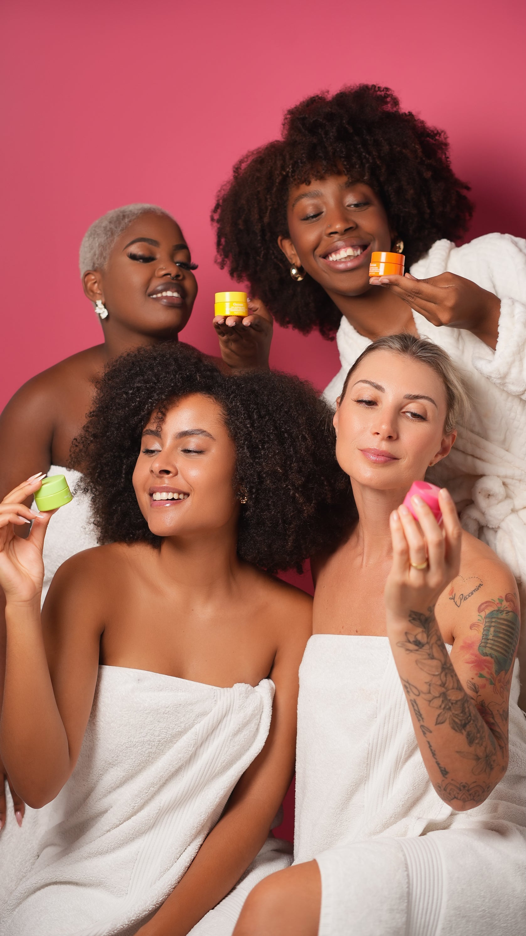 Kit com 4 máscaras noturnas Occean Lips com aplicador